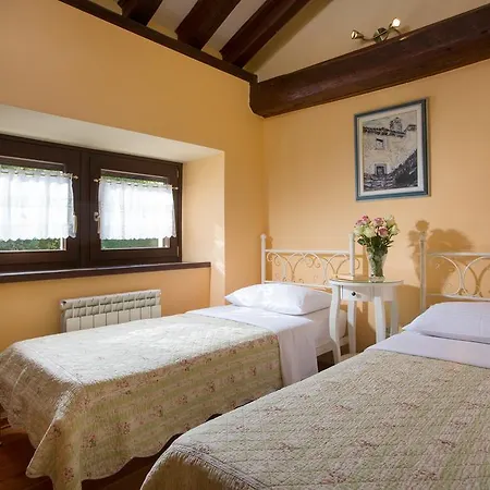 Villa Momiano With Private Pool *