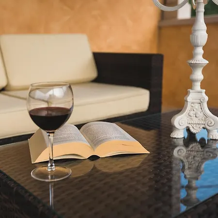 Villa Momiano With Private Pool